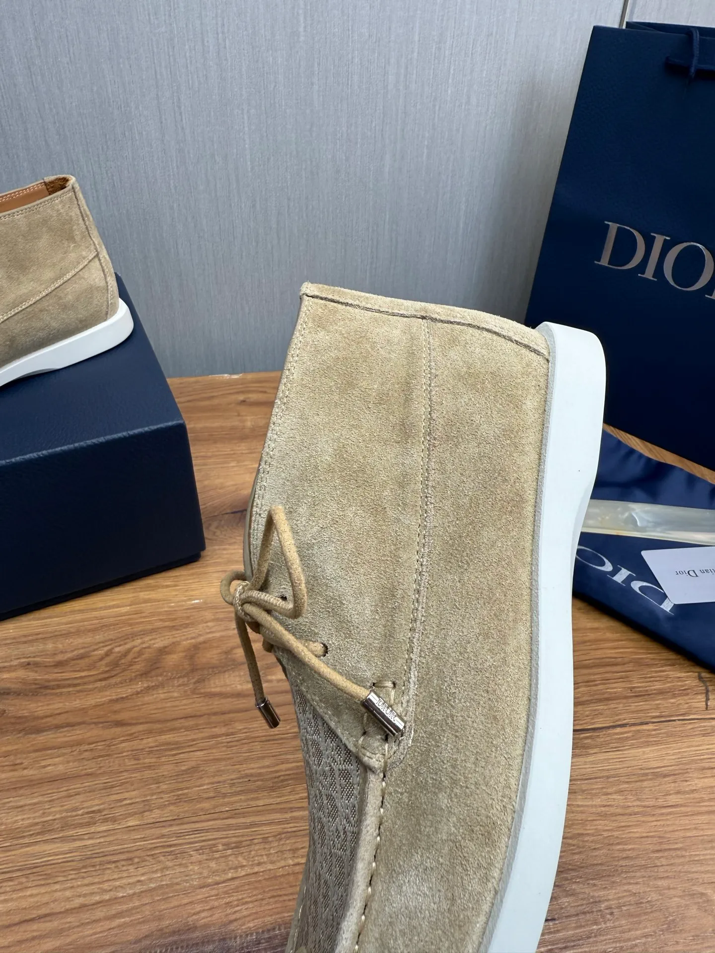 Factory price 620💰 [Dior] Men’s official website na hot sale🔥Imported cowhide + cowhide lining. Original rubber wear-resistant outsole. High quality shipment ⬆️Code number 38-44, (45 customized)